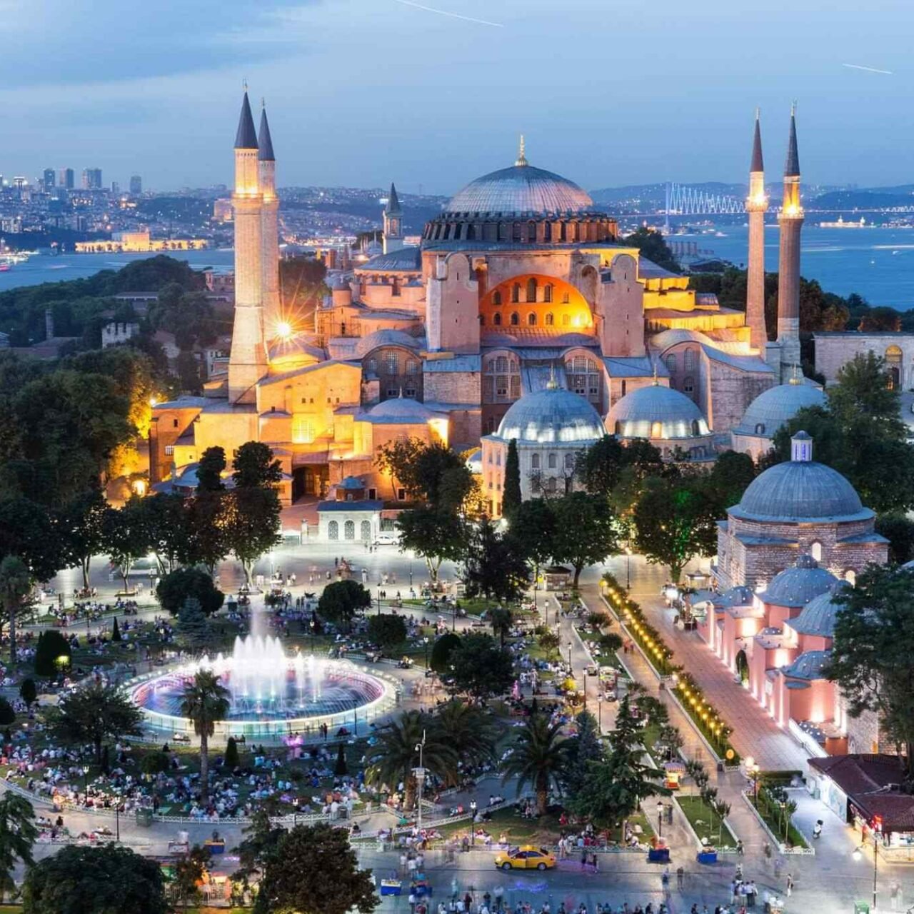https://atlasfamilyadventure.com/wp-content/uploads/2018/09/destination-istanbul-02-1280x1280.jpg